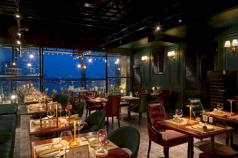 La Libra Steak House proves that sophisticated rooftop dining can be accessible, with prices starting from just VND 69,000